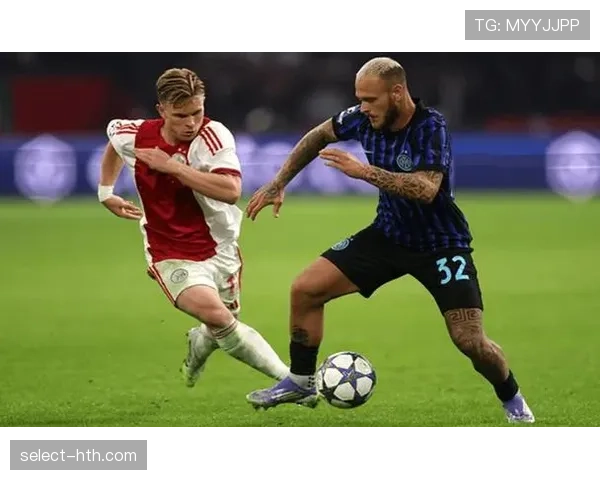 阿贾克斯状态回暖，球员闪耀助球队重返胜利轨道