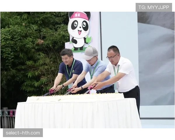 卢玉菲训练完直接拎爱马仕去吃米其林，这日子谁懂啊