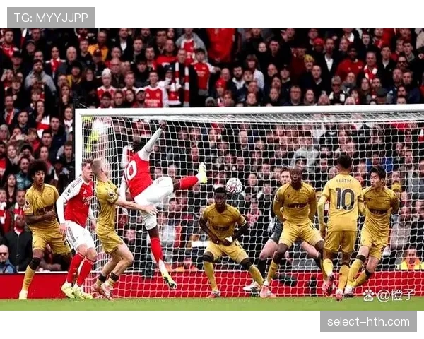 阿森纳痛失英超冠军后，战术体系与阵容依赖问题显现，崛起势头面临阶段性考验